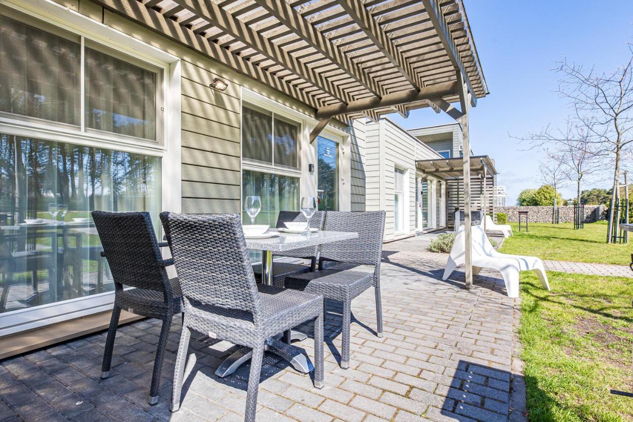 Ramios Bites Villa Palanga Bagian luar foto